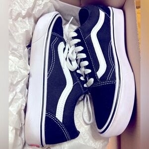 Vans Old Skool Comfycush (NWT in box)